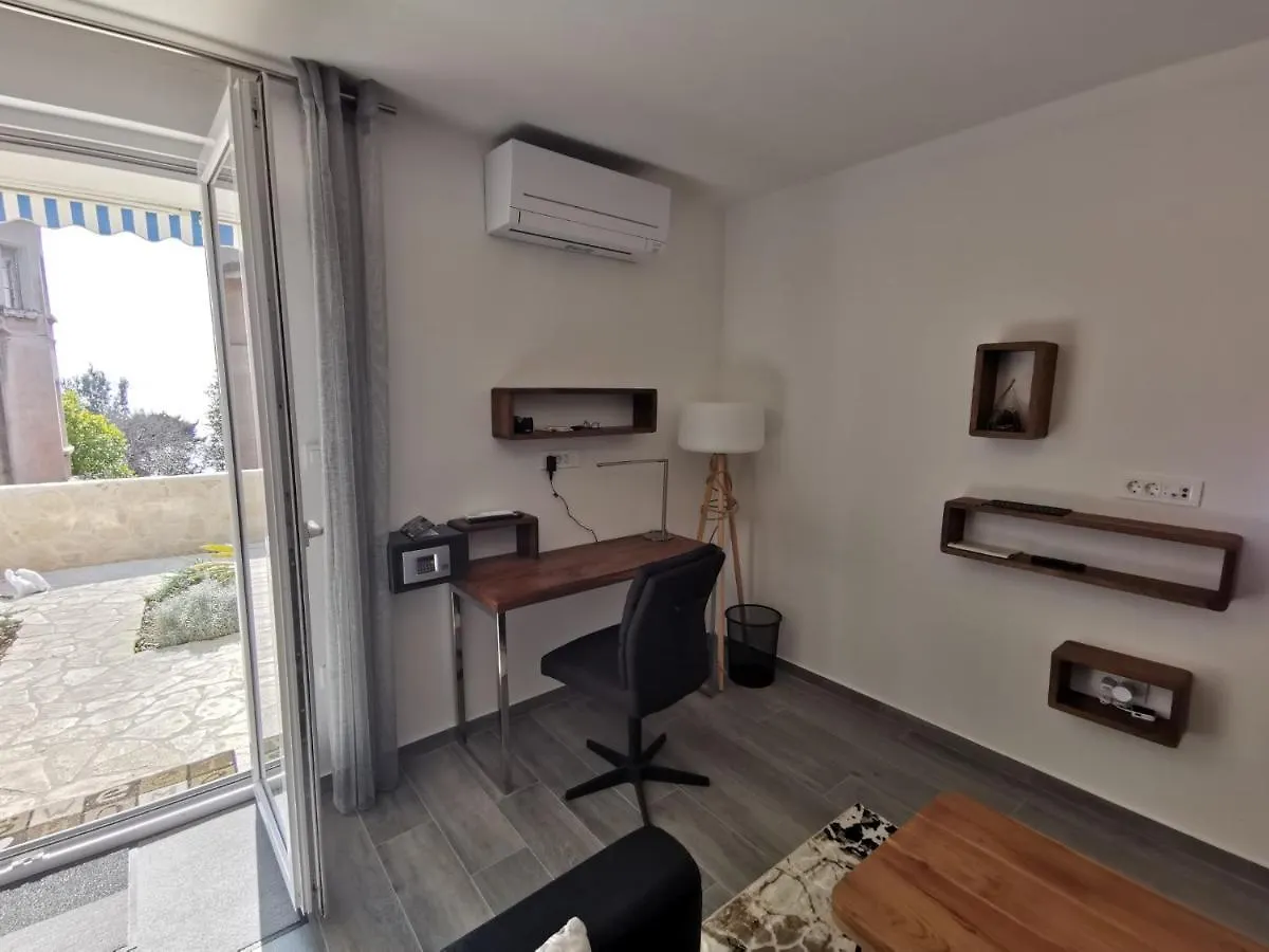Mira Apartment Split