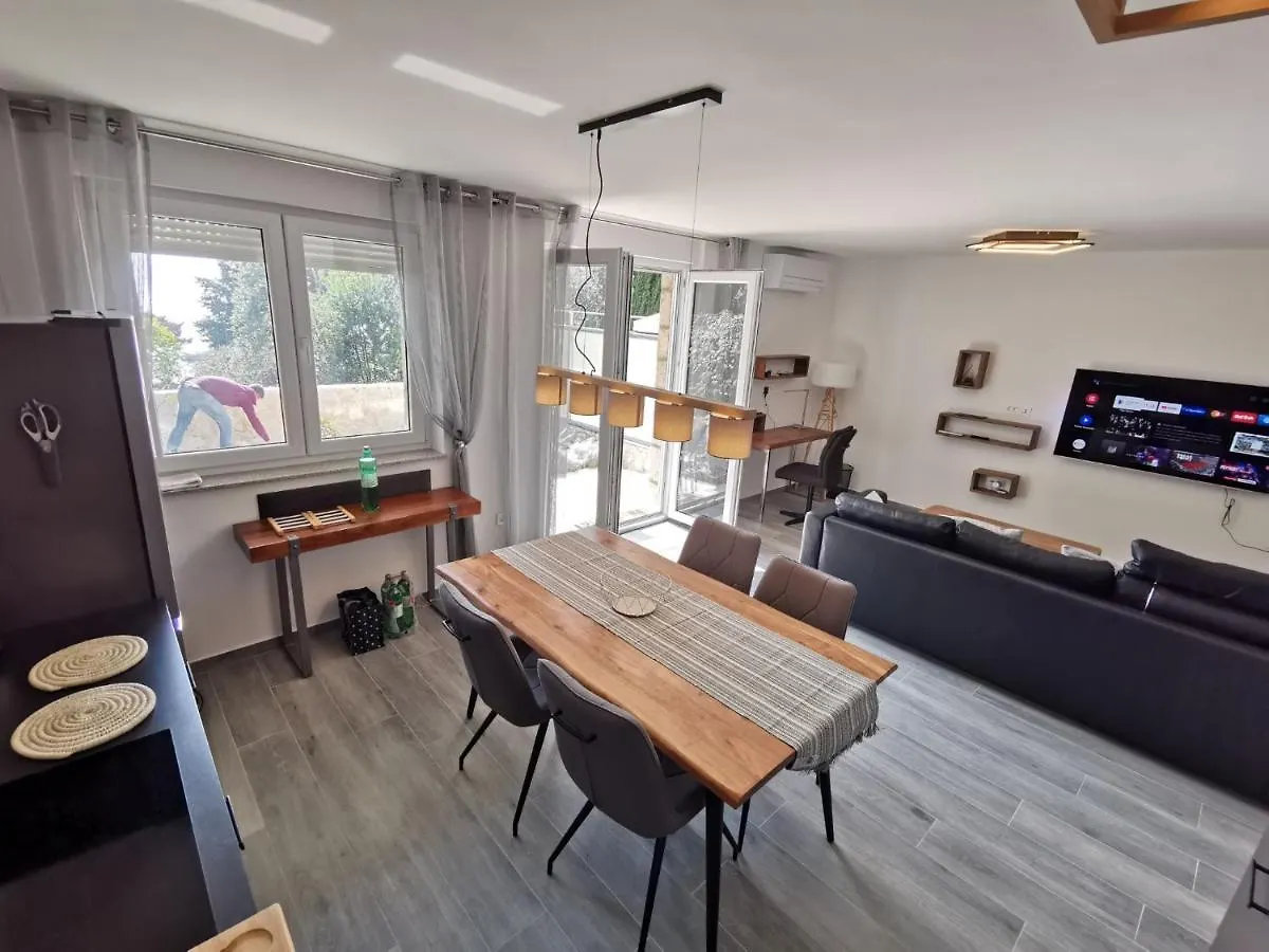 Mira Apartment Split 0*,  Croatia